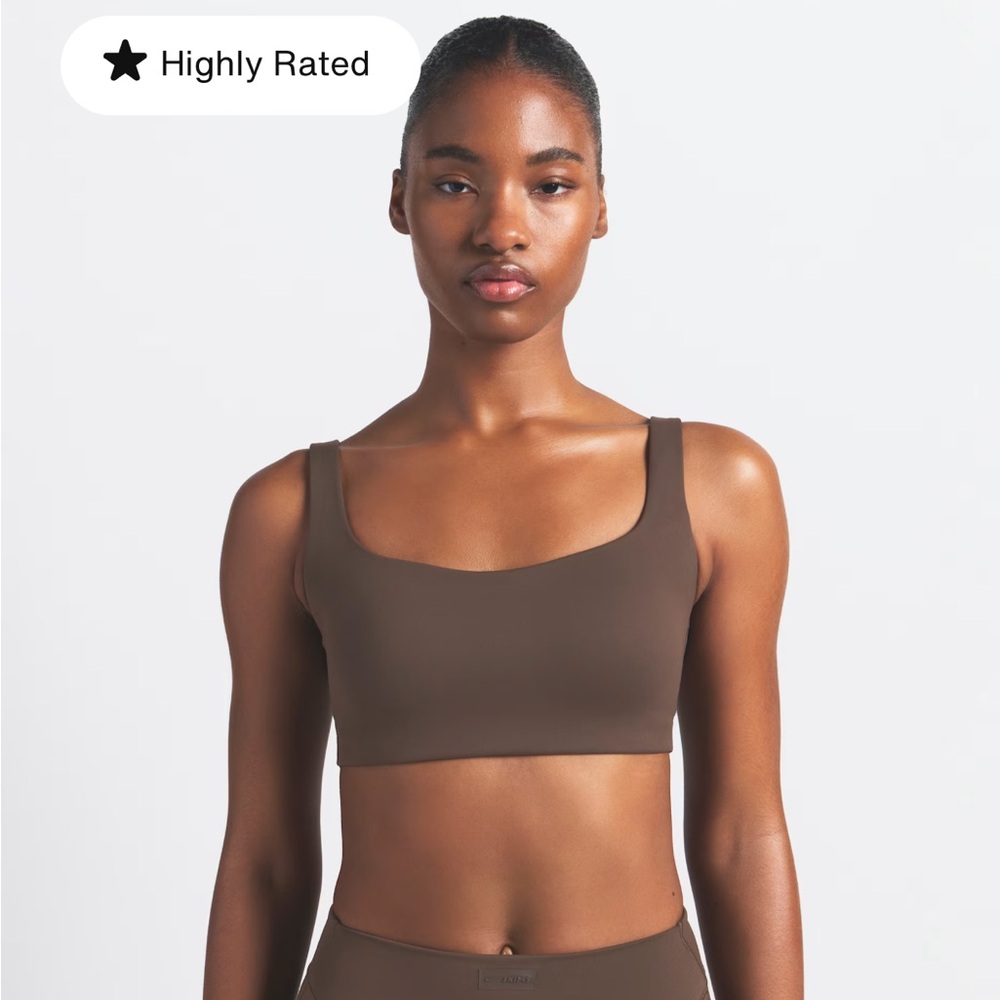 NikeSKIMS Matte Women's Scoop-Neck Bra Dark Brown